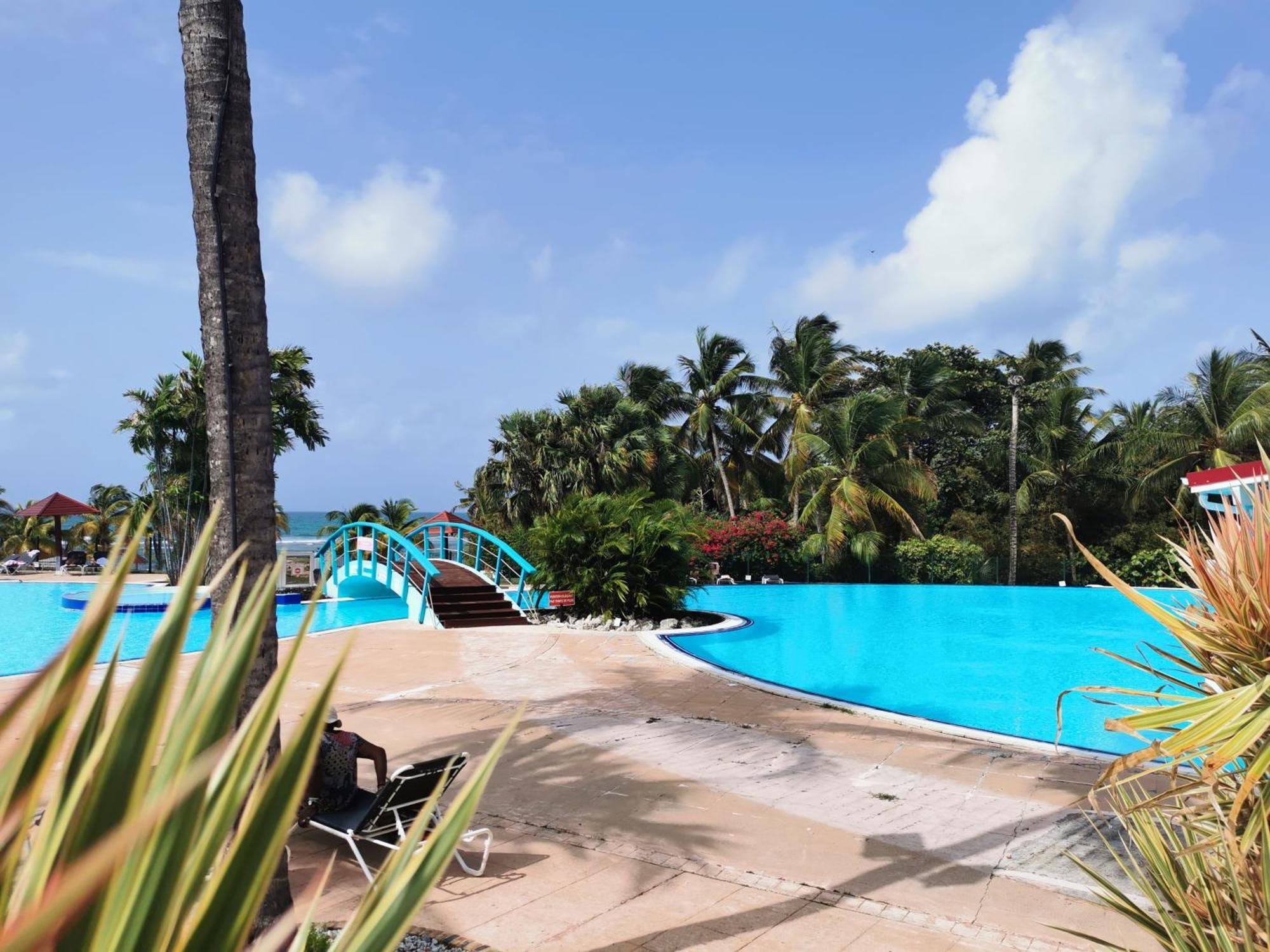 Courcelles Appart T3 Village Vacances Sainte-Anne מראה חיצוני תמונה