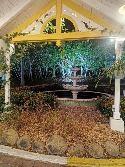 Courcelles Appart T3 Village Vacances Sainte-Anne מראה חיצוני תמונה
