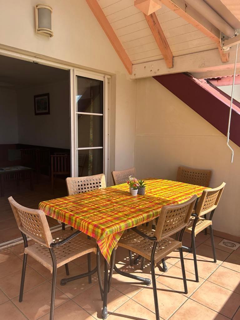 Courcelles Appart T3 Village Vacances Sainte-Anne מראה חיצוני תמונה