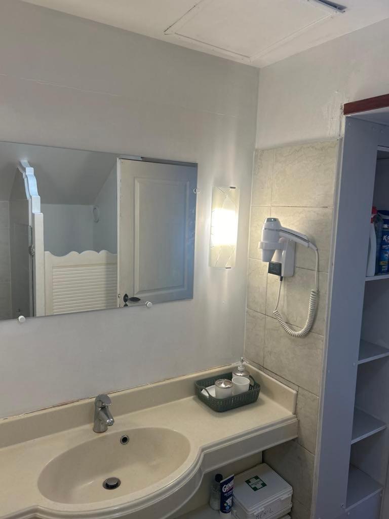 Courcelles Appart T3 Village Vacances Sainte-Anne מראה חיצוני תמונה