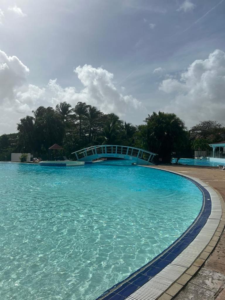 Courcelles Appart T3 Village Vacances Sainte-Anne מראה חיצוני תמונה